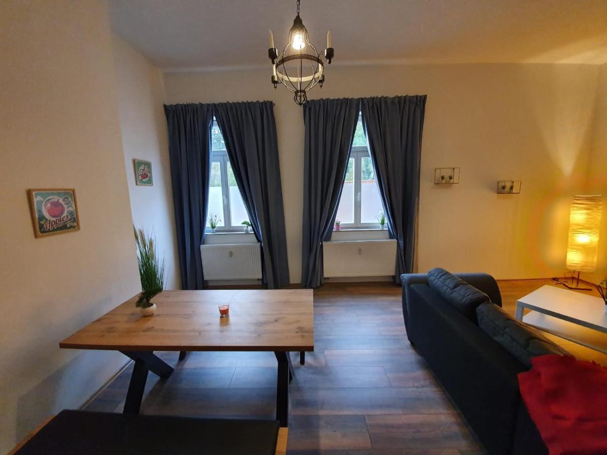 Apartment Zum Wachstuebchen *